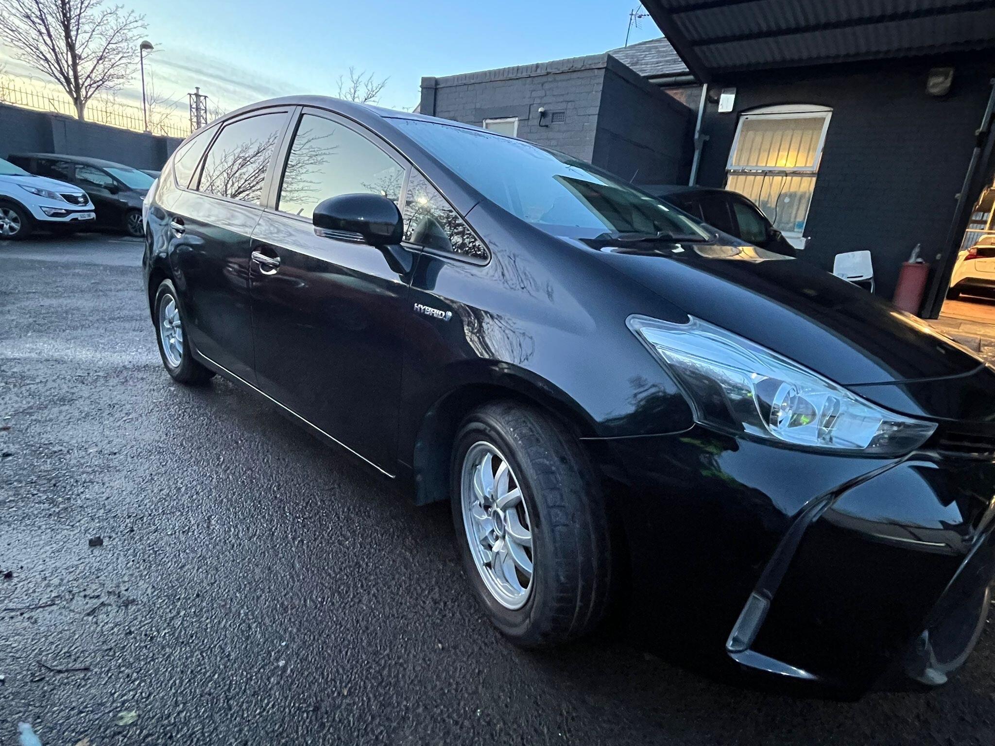 Toyota **SOLD** Prius+ - Excel VVh-T CVT Image